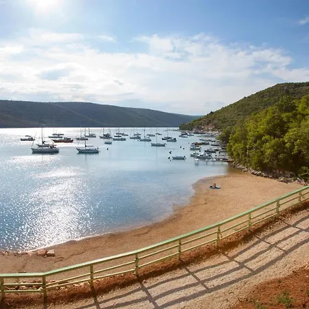 Appartamento With Parking Space Trget, Rasa - 11245 *